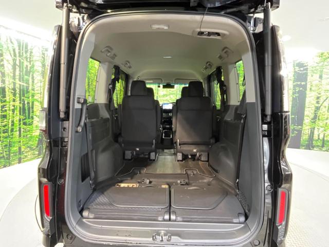 ステップワゴンスパーダ スパーダハイブリッド　Ｇ　ホンダセンシング　両側電動ドア　ＳＤナビ　バックカメラ　衝突被害軽減システム　レーダークルーズ　禁煙車　ドラレコ　スマートキー　ＬＥＤヘッド　ビルトインＥＴＣ　純正１６インチアルミ　オートライト　オートエアコン（11枚目）