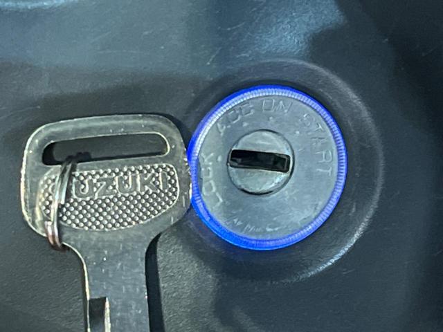 �y�L�[���X�z�������ꂽ�ꏊ����ł��{�^����Ńh�A�̊J���E�{�����ł���̂łƂ��Ă��֗��I�h�A�̌�������ɏ������邱�Ƃ�����܂����