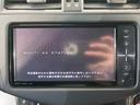 ２４０Ｓ　Ｓパッケージ　禁煙車　純正ナビ　バックカメラ　Ｂｌｕｅｔｏｏｔｈ接続　ＨＩＤヘッド／オートライト　フォグライト　クルーズコントロール　ＥＴＣ　左右独立オートエアコン　革巻きステアリング　純正１８インチアルミ(3枚目)