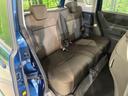 後部座席も気になるようなキズ・汚れやへたり等、大きなダメージはなく、良好な状態です。