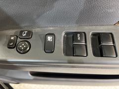 ����ư��Ǽ�ߥ顼�ۥ����ɥߥ顼����ư��Ǽ���ȤʤäƤ��ꡢ������־�Ǥ⥭�����Ĥ��ꥹ�����ޤ����ޤ��� 6