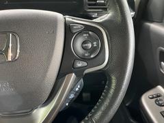 �ڥ����ץƥ��֥��롼������ȥ�����۹�®ƻϩ�Ǥ�Ĺ��Υ���Ԥ��ڤˡ�����ư��®�٤��ݤĥ��롼������ȥ����뤬�����ͷڸ������ƥ��Ϣ�Ȥ��������μ�ξ���Τ��Ƽִ֤��ݤĤ褦��®��Ĵ�ᤷ�Ƥ���ޤ����� 4