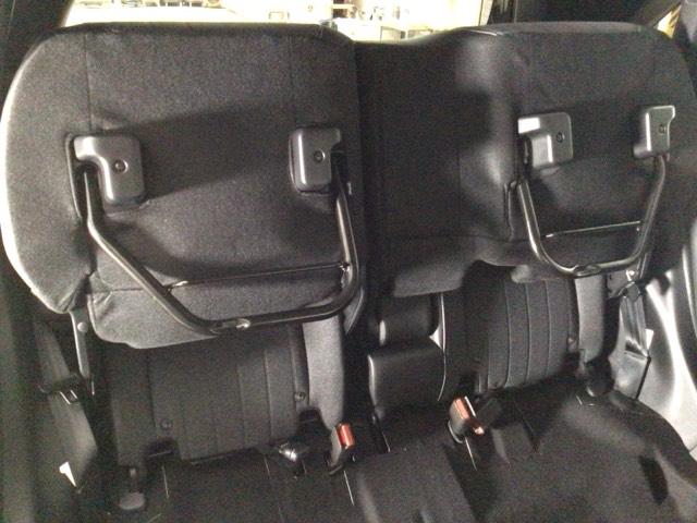 フィット ｅ：ＨＥＶホーム　レンタＵＰ・ＬＥＤ・ディスプレイオーディオ・ホンダＣＯＮＮＥＣＴ・ＥＴＣ　前後誤発進抑制機能　クリソナ　助手席エアバッグ　運転席エアバッグ　ＬＥＤライト　ＵＳＢ接続　バックカメラ　ＡＢＳ　フルセグＴＶ（24枚目）