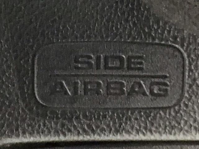 フィット ｅ：ＨＥＶホーム　レンタＵＰ・ＬＥＤ・ディスプレイオーディオ・ホンダＣＯＮＮＥＣＴ・ＥＴＣ　前後誤発進抑制機能　クリソナ　助手席エアバッグ　運転席エアバッグ　ＬＥＤライト　ＵＳＢ接続　バックカメラ　ＡＢＳ　フルセグＴＶ（39枚目）