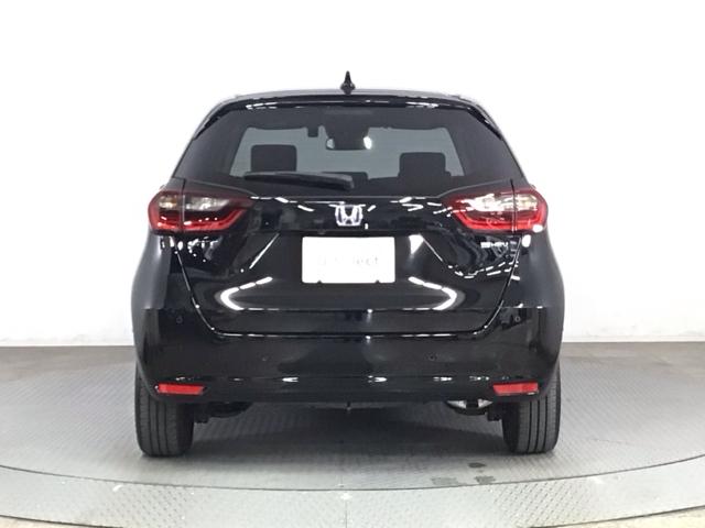 フィット ｅ：ＨＥＶホーム　レンタＵＰ・ＬＥＤ・ディスプレイオーディオ・ホンダＣＯＮＮＥＣＴ・ＥＴＣ　前後誤発進抑制機能　クリソナ　助手席エアバッグ　運転席エアバッグ　ＬＥＤライト　ＵＳＢ接続　バックカメラ　ＡＢＳ　フルセグＴＶ（42枚目）