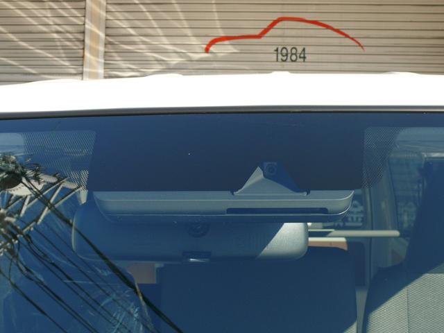 ハイエースバン ロングDX GLパッケージ 登録済未使用車 トヨタセイフティセンス LEDライト パノラミックビューモニター プライバシーレーンキープアシスト オートハイビーム クリアランスソナー プライバシーガラス 助手席エアバック 100V(26枚目)