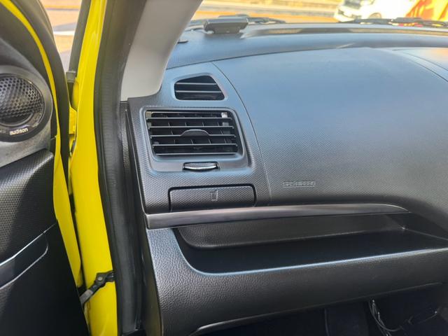 スイフトスポーツ ベースグレード　６速ＭＴ　ＥＴＣ　ナビ　フルセグＴＶ　Ｂｌｕｅｔｏｏｔｈ　ＣＤ　ＤＶＤ　オートエアコン　電動格納ミラー　クルーズコントロール　ＡＷ１７インチ　スマートキー　ＡＢＳ　横滑り防止装置　オートライト（22枚目）