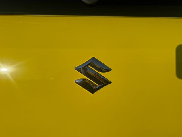 スイフトスポーツ ベースグレード　６速ＭＴ　ＥＴＣ　ナビ　フルセグＴＶ　Ｂｌｕｅｔｏｏｔｈ　ＣＤ　ＤＶＤ　オートエアコン　電動格納ミラー　クルーズコントロール　ＡＷ１７インチ　スマートキー　ＡＢＳ　横滑り防止装置　オートライト（38枚目）