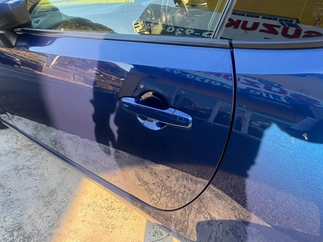 ８６ ＧＴ　６速ＭＴ　ＨＩＤヘッドライト　フォグライト　スマートキー　オートエアコン　電動格納ミラー　ＡＷ１８インチ　ＡＢＳ　横滑り防止装置　盗難防止システム　パワーウィンドウ　パワーステアリング（29枚目）