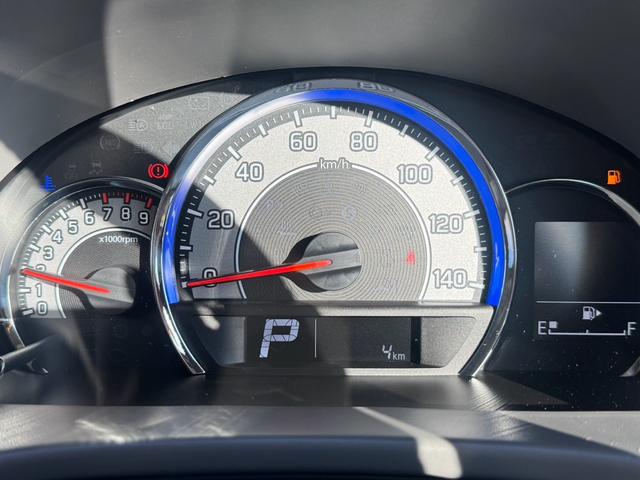 エブリイワゴン PZターボスペシャル ハイルーフ 届出済未使用車 禁煙車 衝突被害軽減システム レーンアシスト 両側パワスラ サイドステップ スマートキー 電動格納ミラー オートエアコン AW14インチ LEDヘッドライト バックソナー(5枚目)