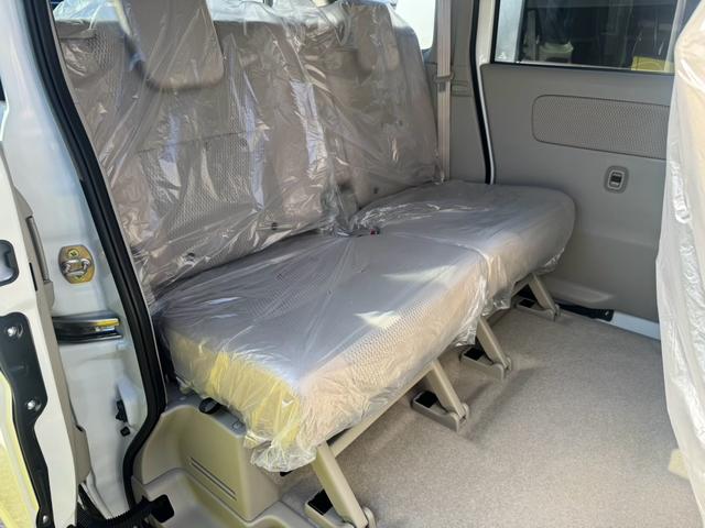エブリイワゴン PZターボスペシャル ハイルーフ 届出済未使用車 禁煙車 衝突被害軽減システム レーンアシスト 両側パワスラ サイドステップ スマートキー 電動格納ミラー オートエアコン AW14インチ LEDヘッドライト バックソナー(20枚目)