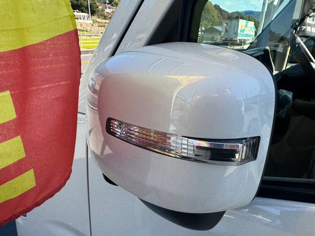 エブリイワゴン PZターボスペシャル ハイルーフ 届出済未使用車 禁煙車 衝突被害軽減システム レーンアシスト 両側パワスラ サイドステップ スマートキー 電動格納ミラー オートエアコン AW14インチ LEDヘッドライト バックソナー(30枚目)