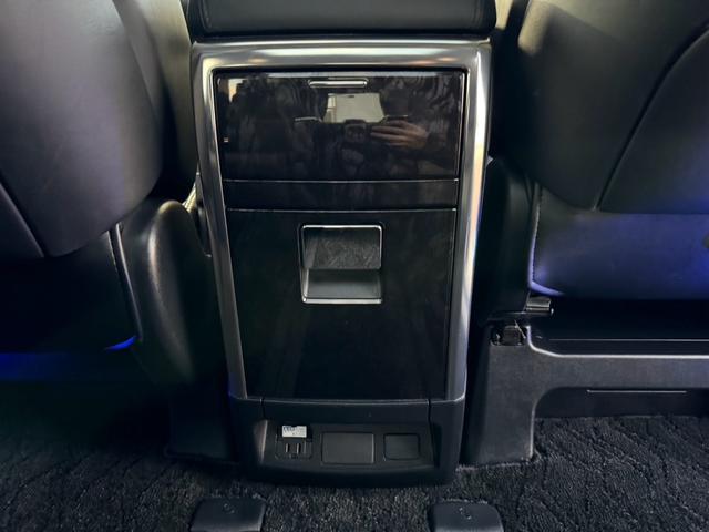 アルファード 2.5S Cパッケージ サンルーフ エアロ 衝突被害軽減システム レーンアシスト 両側電動スライドドア コーナーセンサー LEDヘッドライト スマートキー 後席モニター AW21インチ クルーズコントロール(18枚目)