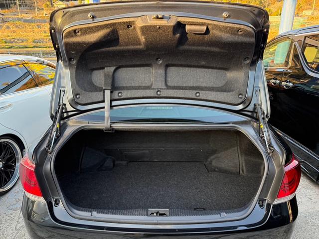 クラウンハイブリッド アスリートS パワーシート ETC HDDナビ バックカメラ フルセグTV Bluetooth CD DVD オートエアコン スマートキー HIDヘッドライト クルーズコントロール AW18インチ シートヒーター(17枚目)