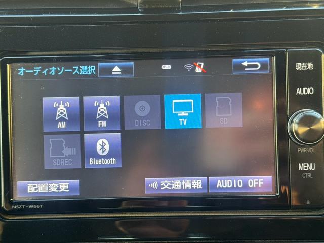 プリウス Sセーフティプラス フルエアロ 衝突被害軽減システム レーンアシスト ETC ナビ バックカメラ フルセグTV Bluetooth CD DVD LEDヘッドライト コーナーセンサー クルコン オートエアコン AW(6枚目)