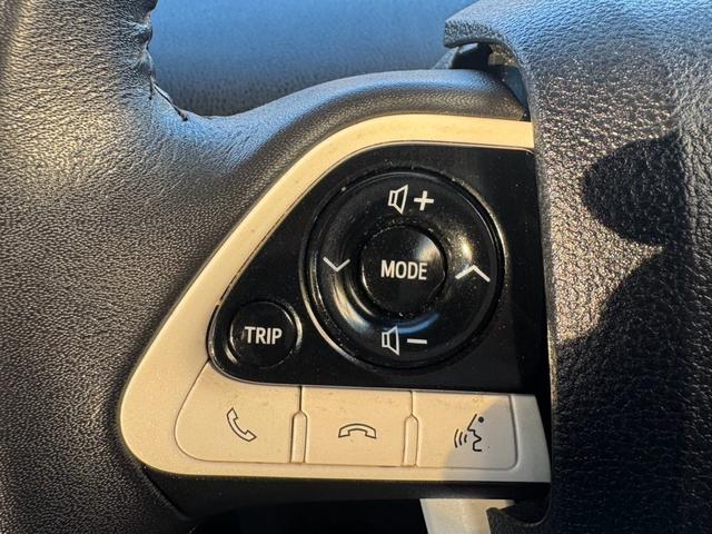 プリウス Sセーフティプラス フルエアロ 衝突被害軽減システム レーンアシスト ETC ナビ バックカメラ フルセグTV Bluetooth CD DVD LEDヘッドライト コーナーセンサー クルコン オートエアコン AW(10枚目)