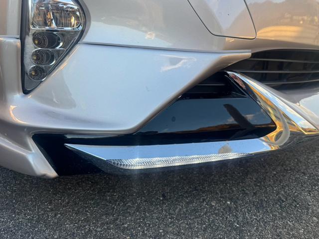 プリウス Sセーフティプラス フルエアロ 衝突被害軽減システム レーンアシスト ETC ナビ バックカメラ フルセグTV Bluetooth CD DVD LEDヘッドライト コーナーセンサー クルコン オートエアコン AW(27枚目)