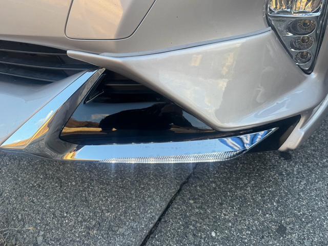 プリウス Sセーフティプラス フルエアロ 衝突被害軽減システム レーンアシスト ETC ナビ バックカメラ フルセグTV Bluetooth CD DVD LEDヘッドライト コーナーセンサー クルコン オートエアコン AW(28枚目)