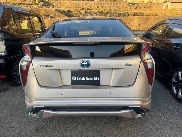 プリウス Sセーフティプラス フルエアロ 衝突被害軽減システム レーンアシスト ETC ナビ バックカメラ フルセグTV Bluetooth CD DVD LEDヘッドライト コーナーセンサー クルコン オートエアコン AW(34枚目)