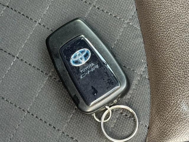 C-HR G 衝突被害軽減システム レーンアシスト ハーフレザー コーナーセンサー ETC ナビ バックカメラ フルセグTV Bluetooth CD DVD シートヒーター クルコン AW18インチ スマートキー(14枚目)