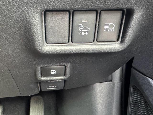 C-HR G 衝突被害軽減システム レーンアシスト ハーフレザー コーナーセンサー ETC ナビ バックカメラ フルセグTV Bluetooth CD DVD シートヒーター クルコン AW18インチ スマートキー(16枚目)