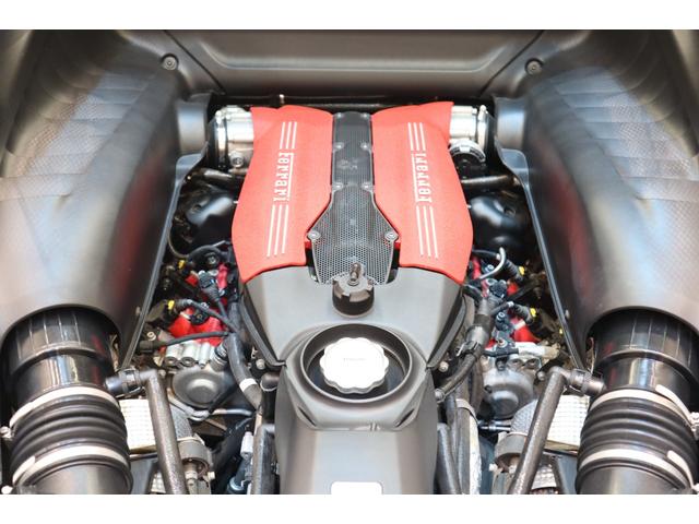 ４８８ＧＴＢ ベースグレード　Ｆ１　ＤＣＴ　並行車　カーボンレーシングシート　フロントリフティングシステム　フロントリアカメラ　カーボンインテリア　ＬＥＤヘッドライト　カーボンステアリング　禁煙車（22枚目）