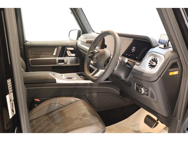 Gクラス G450d 4WD ディーゼルターボ 右ハンドル LEDヘッドライト サンルーフ レザーインテリア 電動シート シートベンチレーター ナビ フルセグTV バックカメラ 全周囲カメラ ドラレコ ワンオーナー 禁煙車(2枚目)