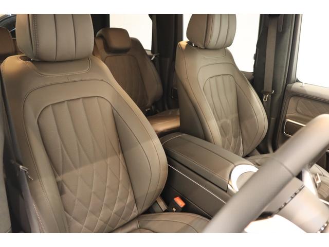 Gクラス G450d 4WD ディーゼルターボ 右ハンドル LEDヘッドライト サンルーフ レザーインテリア 電動シート シートベンチレーター ナビ フルセグTV バックカメラ 全周囲カメラ ドラレコ ワンオーナー 禁煙車(3枚目)