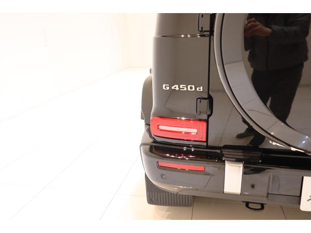Gクラス G450d 4WD ディーゼルターボ 右ハンドル LEDヘッドライト サンルーフ レザーインテリア 電動シート シートベンチレーター ナビ フルセグTV バックカメラ 全周囲カメラ ドラレコ ワンオーナー 禁煙車(21枚目)