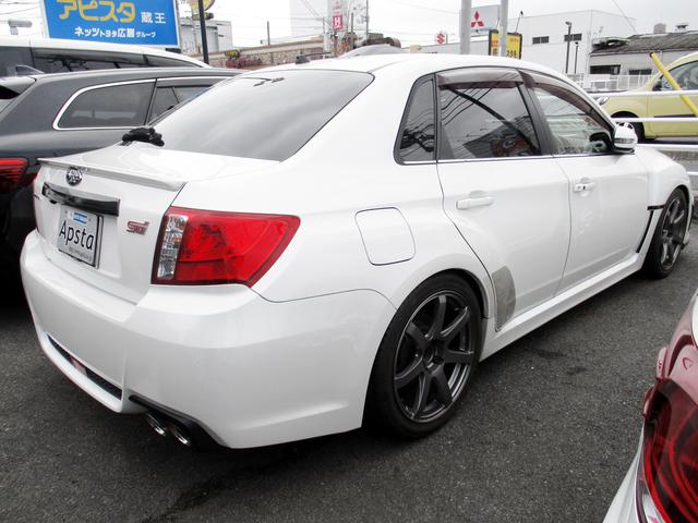 インプレッサ ＷＲＸ　ＳＴＩ　Ａライン　４ＷＤ　１８インチアルミ　フルセグＳＤナビ　バックガイドモニター　ハーフソフトレザーシート　クルーズコントロール　パドルシフト　ＨＩＤオートライト　キーレスアクセス＆プッシュスタート　ＥＴＣ（2枚目）