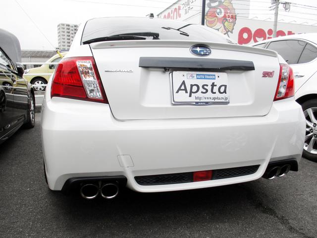 インプレッサ ＷＲＸ　ＳＴＩ　Ａライン　４ＷＤ　１８インチアルミ　フルセグＳＤナビ　バックガイドモニター　ハーフソフトレザーシート　クルーズコントロール　パドルシフト　ＨＩＤオートライト　キーレスアクセス＆プッシュスタート　ＥＴＣ（14枚目）