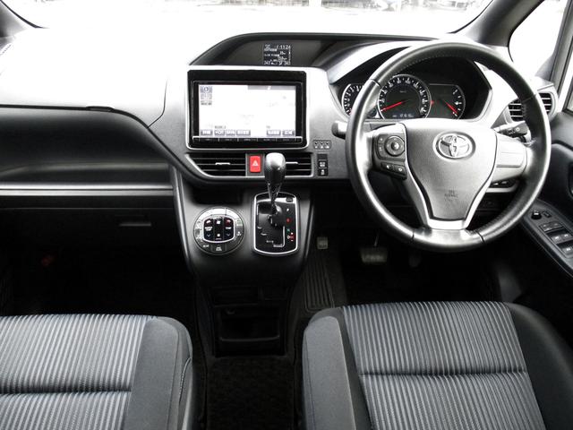 ヴォクシー ZS 両側PSドア 純正9型フルセグSDナビ バックガイドモニター LEDオートライト 純正アルミ スマートエントリー TVキャンセラー ビルトインETC ワンオーナー車(6枚目)