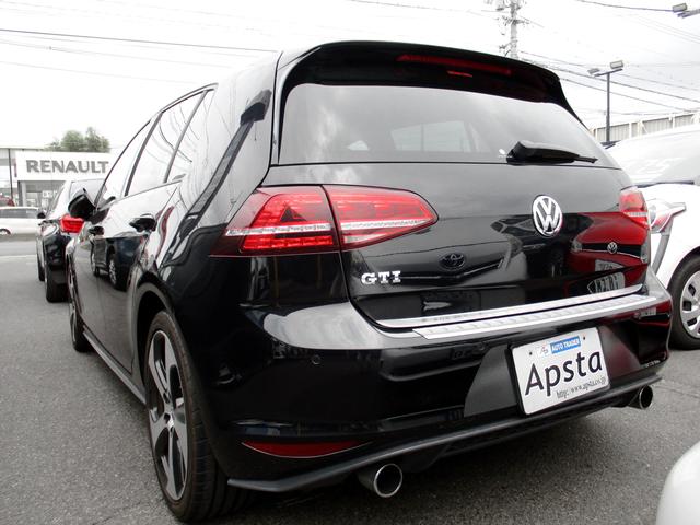 ゴルフＧＴＩ ベースグレード　プリクラッシュブレーキシステム　レーンアシスト　純正ＳＤナビ　バックガイドモニター　革巻きステア＆パドルシフト　純正１８ＡＷ　アダプティブクルーズコントロール　ビルトインＥＴＣ　ワンオーナー車（13枚目）
