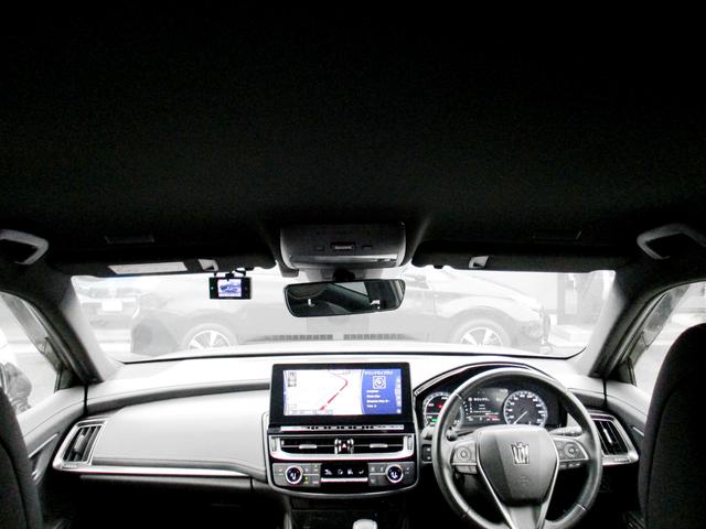 クラウンハイブリッド ＲＳ　トヨタセーフティセンス　ブラインドスポットモニター　１２．３型フルセグメモリーナビ＆クラウンスーパーライブサウンドシステム　バックガイドモニター　３眼ＬＥＤオートライト　ハーフソフトレザーシート（18枚目）