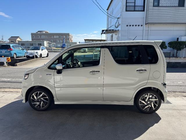 ワゴンRカスタムZ ハイブリッドZX(4枚目)