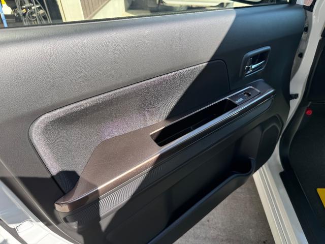 ワゴンRカスタムZ ハイブリッドZX(33枚目)