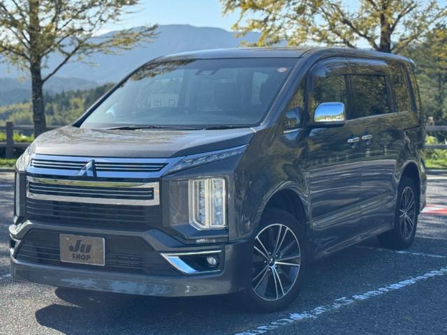 デリカＤ：５ アーバンギア　Ｇ　パワーパッケージ　純正１０インチナビ　全方位カメラ　両側パワースライド　４ＷＤ　衝突軽減ブレーキ　禁煙車　レーダークルーズコントロール　ＨＤＭＩ　Ｂｌｕｅｔｏｏｔｈ　フルセグ　ＥＴＣ　ＬＥＤヘッドライト　シートヒータ（3枚目）