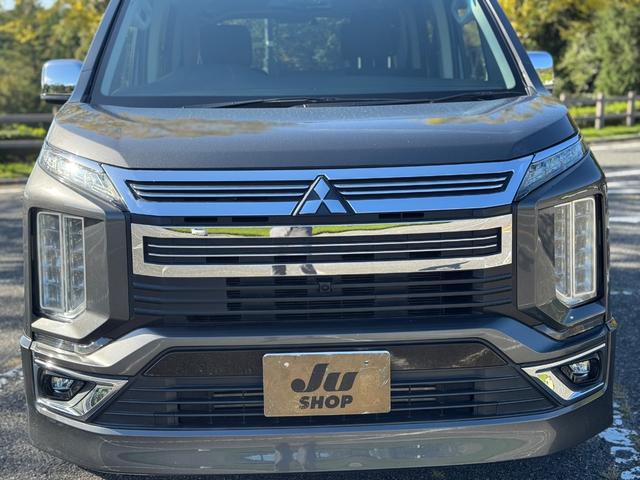 デリカＤ：５ アーバンギア　Ｇ　パワーパッケージ　純正１０インチナビ　全方位カメラ　両側パワースライド　４ＷＤ　衝突軽減ブレーキ　禁煙車　レーダークルーズコントロール　ＨＤＭＩ　Ｂｌｕｅｔｏｏｔｈ　フルセグ　ＥＴＣ　ＬＥＤヘッドライト　シートヒータ（4枚目）