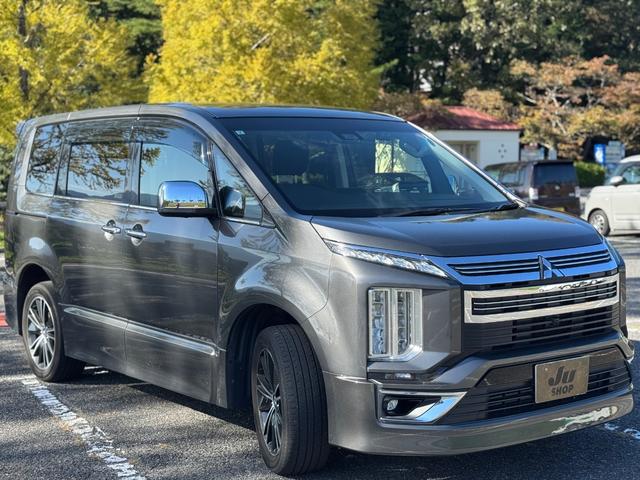 デリカＤ：５ アーバンギア　Ｇ　パワーパッケージ　純正１０インチナビ　全方位カメラ　両側パワースライド　４ＷＤ　衝突軽減ブレーキ　禁煙車　レーダークルーズコントロール　ＨＤＭＩ　Ｂｌｕｅｔｏｏｔｈ　フルセグ　ＥＴＣ　ＬＥＤヘッドライト　シートヒータ（5枚目）