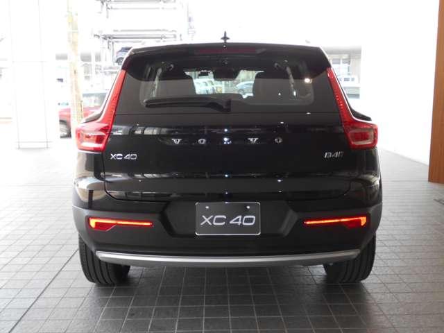 ＸＣ４０ Ｂ４　ＡＷＤ　モメンタム　４ＷＤ　パワーシートＰ　クライメートＰ　ドラレコ（10枚目）