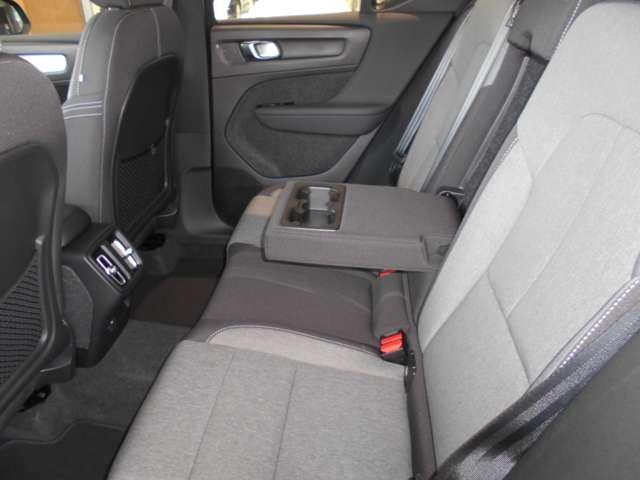 ＸＣ４０ Ｂ４　ＡＷＤ　モメンタム　４ＷＤ　パワーシートＰ　クライメートＰ　ドラレコ（17枚目）