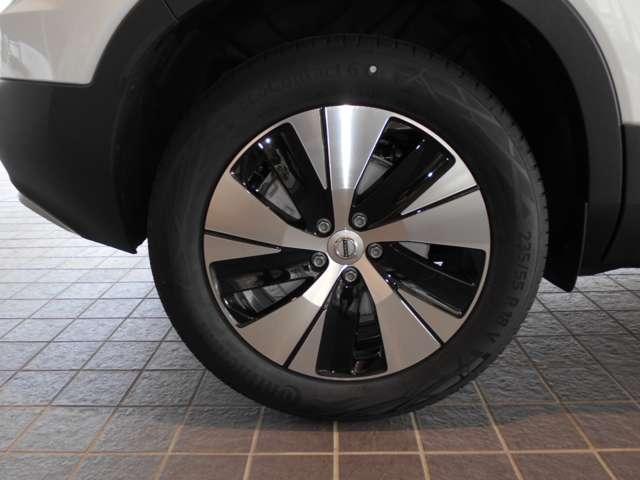 XC40 プラス B3 セレクション 登録済未使用車 新車保証継承 革シート(12枚目)