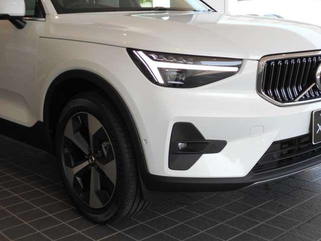 XC40 ウルトラ B4 AWD 4WD 登録済未使用車 2025年M GOOGLE 360°カ(16枚目)