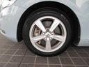 外観にマッチした純正アルミホイール装着しています。各種社外アルミホイールやスタッドレスタイヤも取扱しております。是非ご相談ください♪