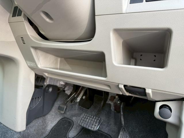 タント Ｌ　ＳＤナビ　スマートキー　ＣＤ　地デジ　電動格納ミラー　ベンチシート　横滑り防止装置　パワーウィンドウ　衝突安全ボディ（30枚目）