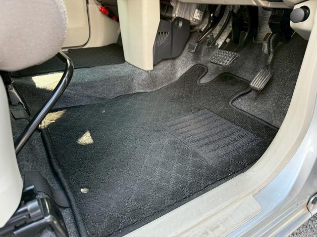 タント Ｌ　ＳＤナビ　スマートキー　ＣＤ　地デジ　電動格納ミラー　ベンチシート　横滑り防止装置　パワーウィンドウ　衝突安全ボディ（31枚目）