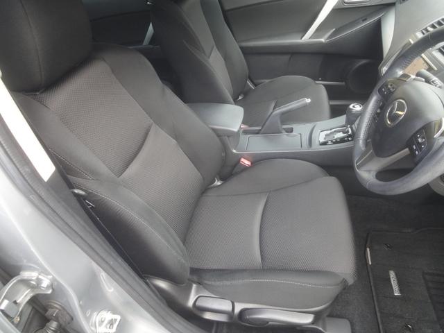 アクセラ ２０Ｅ－スカイアクティブ　スカイアクティブ　プッシュスタート　ナビ　バックカメラ　ＥＴＣ　オートライト　純正１５インチアルミホイール（20枚目）