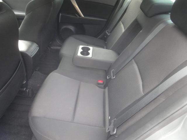 アクセラ ２０Ｅ－スカイアクティブ　スカイアクティブ　プッシュスタート　ナビ　バックカメラ　ＥＴＣ　オートライト　純正１５インチアルミホイール（25枚目）