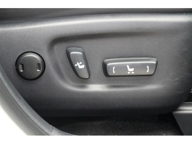 プリウスアルファ Ｇ　エアコンパワステ　ＥＳＣ　運転席パワーシート　地デジ　アルミホイール　１オーナー　ＡＵＸ接続　メモリナビ　クルコン　ナビ＆ＴＶ　盗難防止　キーレス　３列シート　パワーウインドウ　ＡＢＳ　スマキー（18枚目）