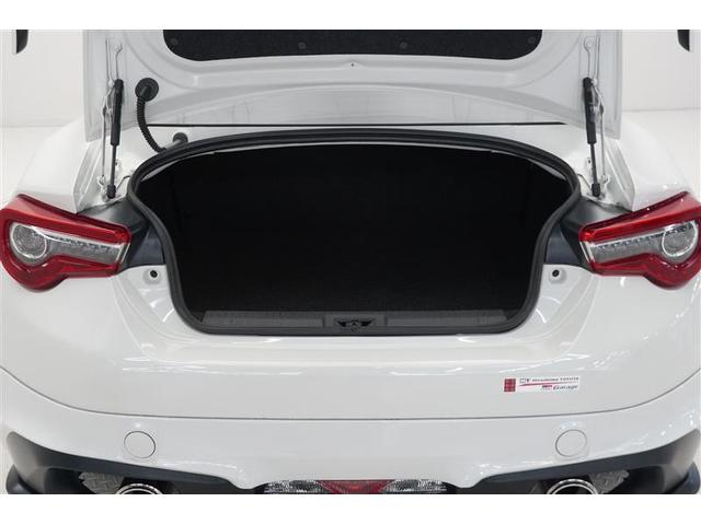 ８６ ＧＴリミテッド　キーフリー　ＬＥＤヘッドライト　ＴＶナビ　ワンオーナー　スマートキー　オートクルーズ　セキュリティアラーム　サイドエアバック　ＡＡＣ　ＥＴＣ付　Ｗエアバック　横滑防止　アルミホイール　ＤＶＤ再生（30枚目）